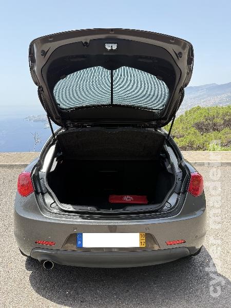 ALFA ROMEO GIULIETTA DISTINCTIVE EDITION Gasóleo 
