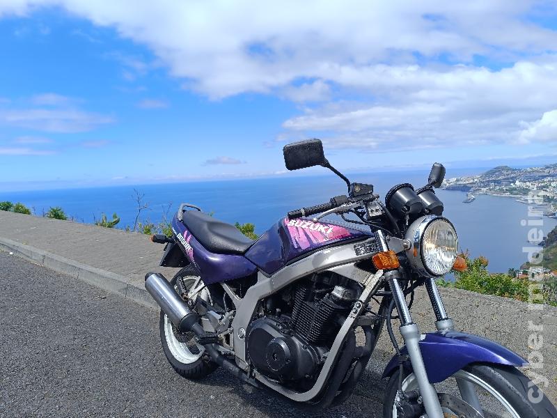 Suzuki GS500E 500 cc Sport, turismo