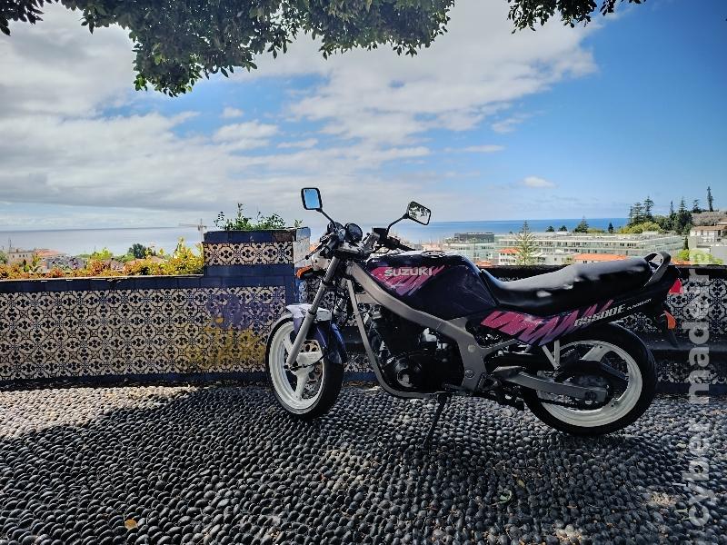 Suzuki GS500E 500 cc Sport, turismo