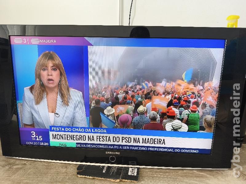 Vendo TV Samsung LCD 42' Sim  