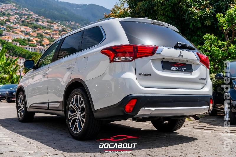 MITSUBISHI OUTLANDER 2.2 DI-D Instyle Navi Gasóleo 