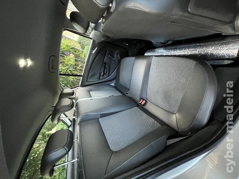 OPEL CORSA D Gasóleo 