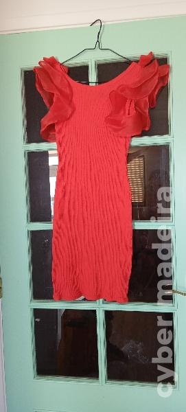 Vestido curto NOVO tamanho M/L 