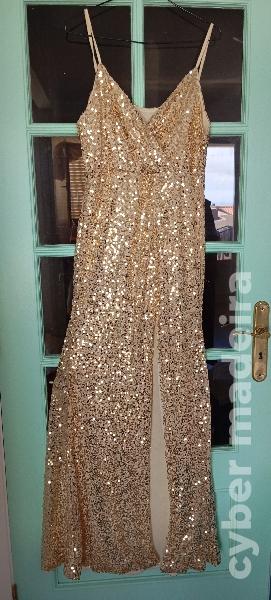 Vestido comprido dourado tamanho M 