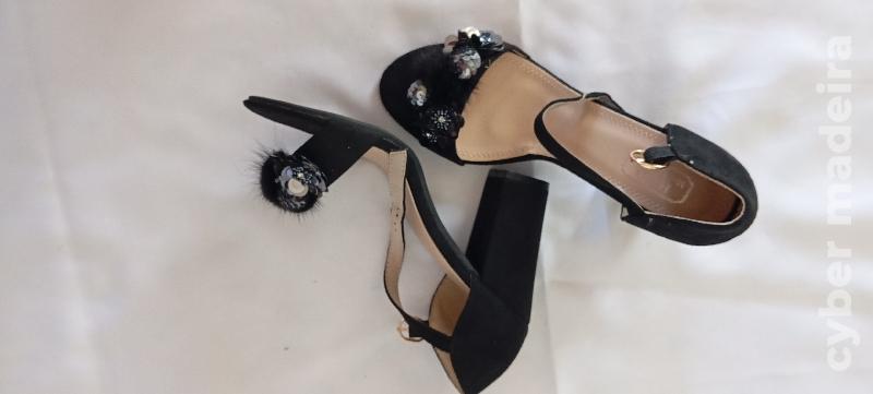 Lindos sapatos novos nº39 39 