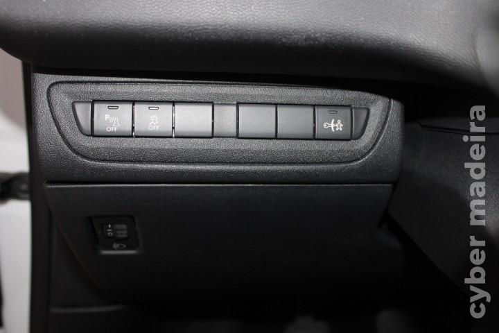 PEUGEOT 208 1.2 VTi Active Gasolina 