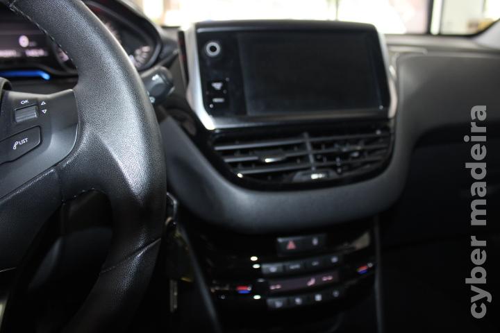 PEUGEOT 208 1.2 VTi Active Gasolina 