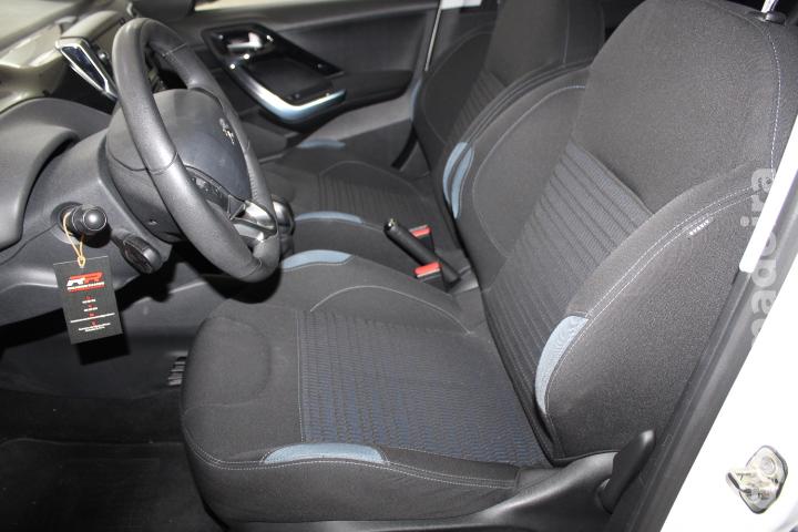 PEUGEOT 208 1.2 VTi Active Gasolina 