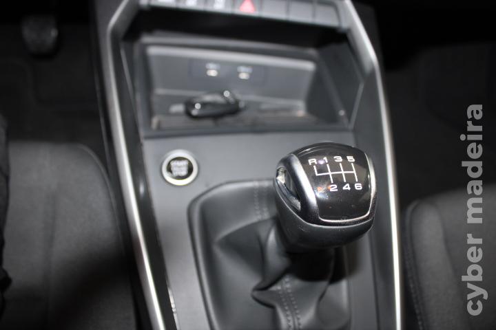 AUDI A3 30 TDi 2.0 Advance Gasóleo 