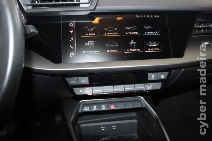 AUDI A3 30 TDi 2.0 Advance Gasóleo 