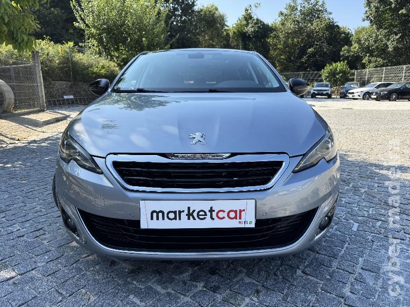 PEUGEOT 308 1.2 e-THP Feline Gasolina 