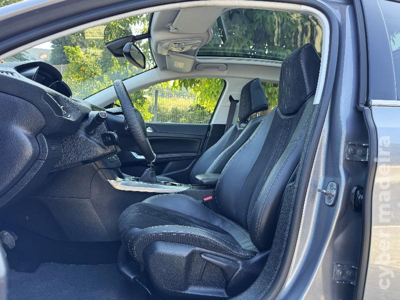 PEUGEOT 308 1.2 e-THP Feline Gasolina 