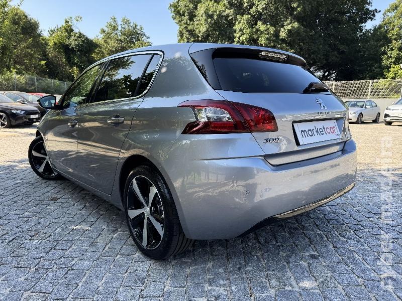 PEUGEOT 308 1.2 e-THP Feline Gasolina 