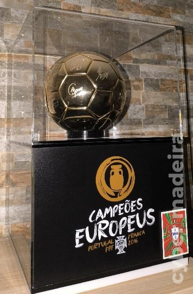 Bola de ouro 24k