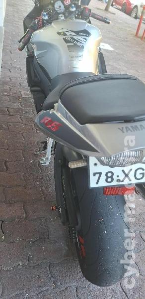 Yamaha Yzf r6 600 cc Grande turismo 