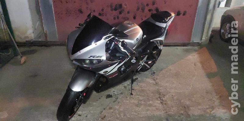 Yamaha Yzf r6 600 cc Grande turismo 