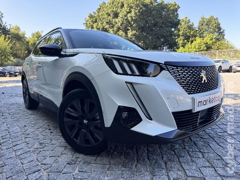 PEUGEOT 2008 e-2008 GT Eléctrico 