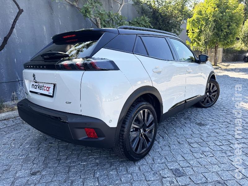 PEUGEOT 2008 e-2008 GT Eléctrico 