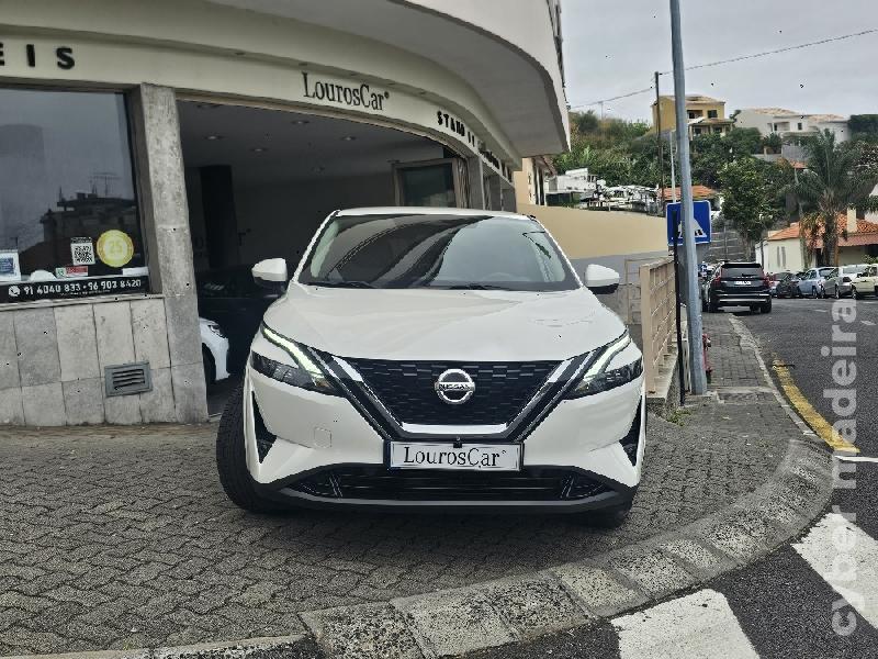 NISSAN QASHQAI QASHQAI MHEV 1.3 DIG-T N-Connecta 158cv Xtronic CVT (2022) Gasolina 