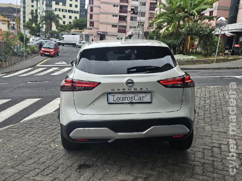 NISSAN QASHQAI QASHQAI MHEV 1.3 DIG-T N-Connecta 158cv Xtronic CVT (2022) Gasolina 