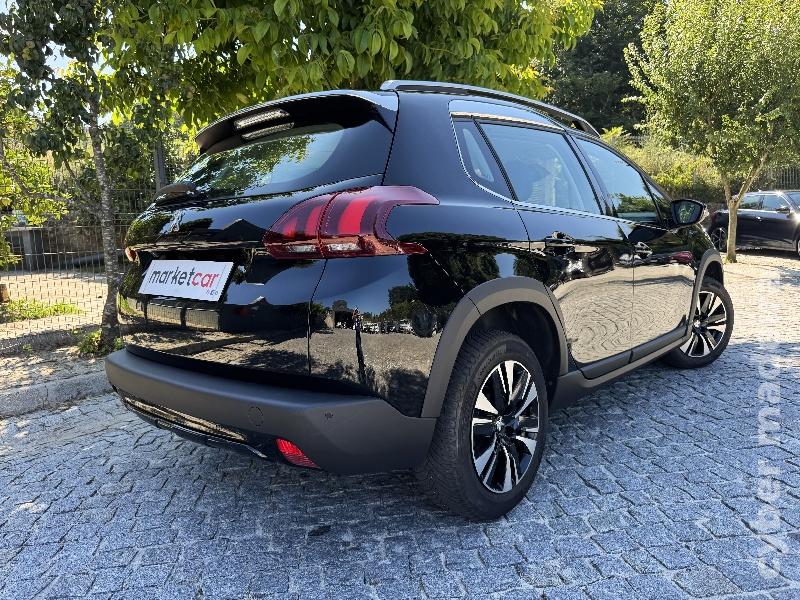 PEUGEOT 2008 1.2 Puretech Allure Gasolina 