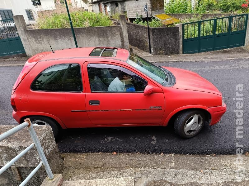 OPEL CORSA SPORT 1.4 16V Gasolina 