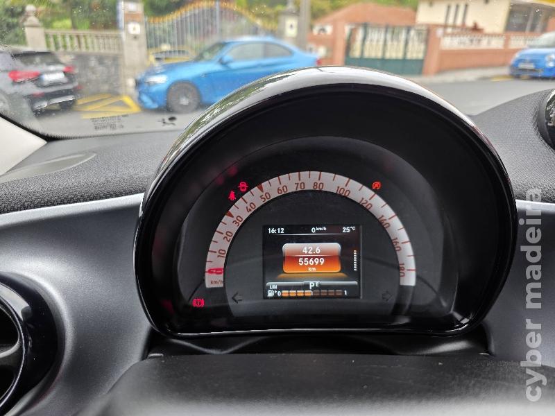SMART FORFOUR 0.9 TURBO PASSION AUTOMÁTICO 90CV Gasolina