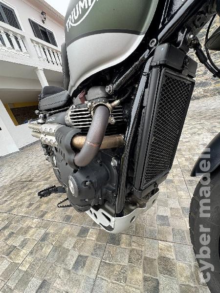 TRIUMPH CLASSICO Street Scrambler Gasolina