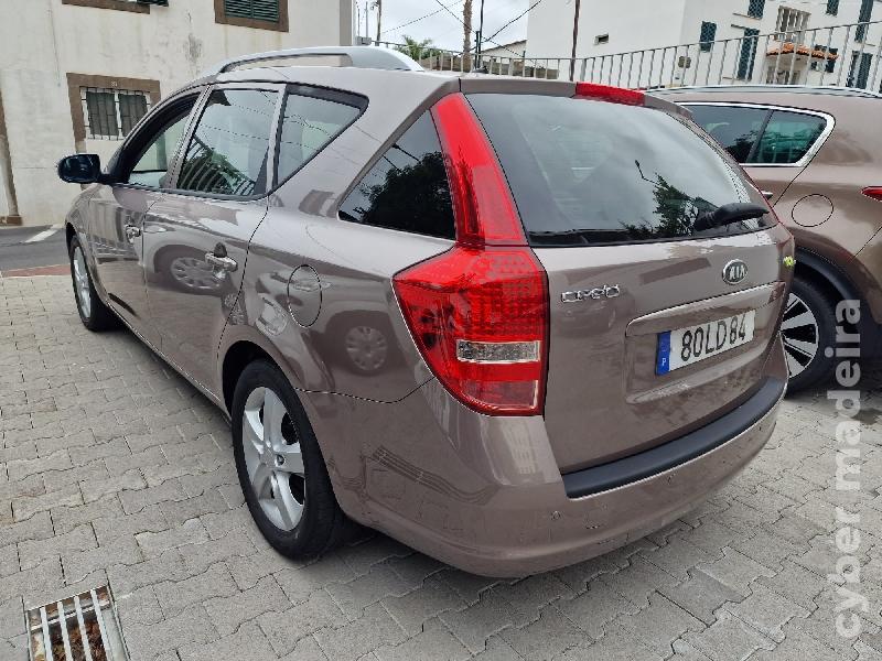 KIA CEED SW 1.4CC C/GARANTIA Gasolina