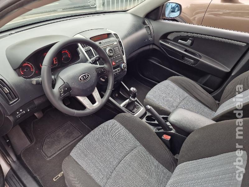 KIA CEED SW 1.4CC C/GARANTIA Gasolina