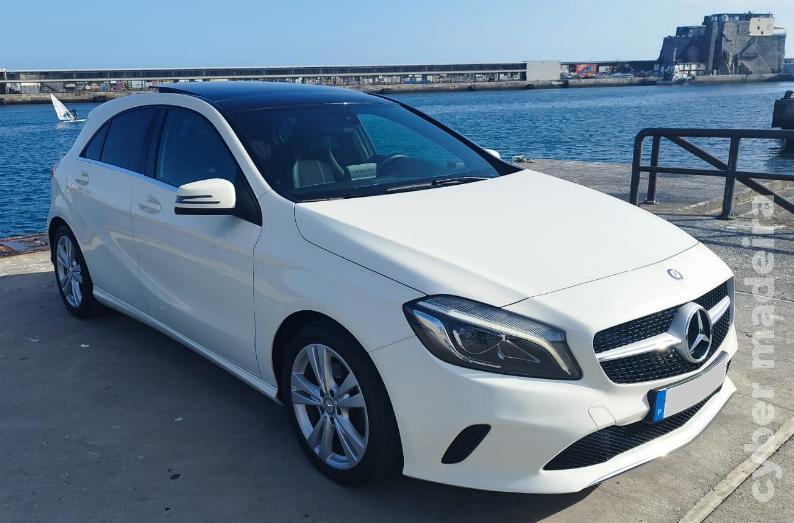 MERCEDES A A200CDI Urban Gasóleo