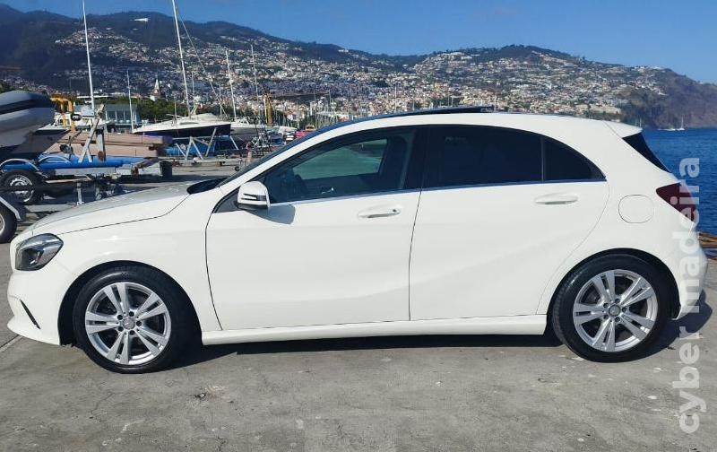 MERCEDES A A200CDI Urban Gasóleo