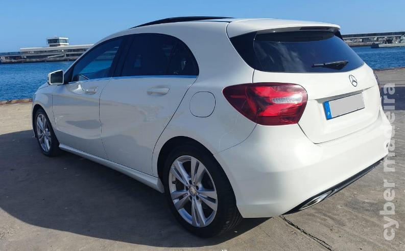 MERCEDES A A200CDI Urban Gasóleo
