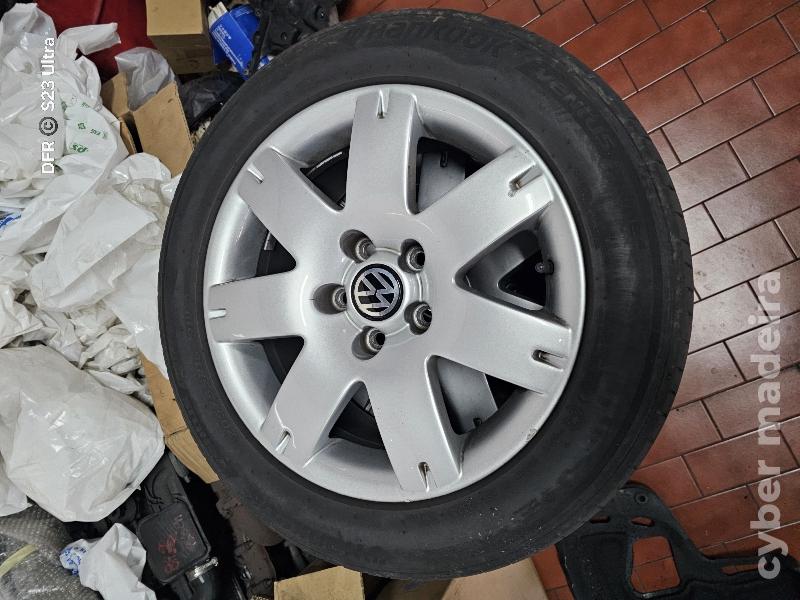 Jantes VW/SEAT 16 com pneus novos 16" Sim