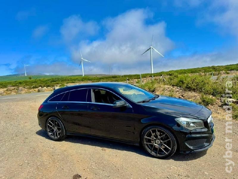 MERCEDES CLA 220D AMG Gasóleo