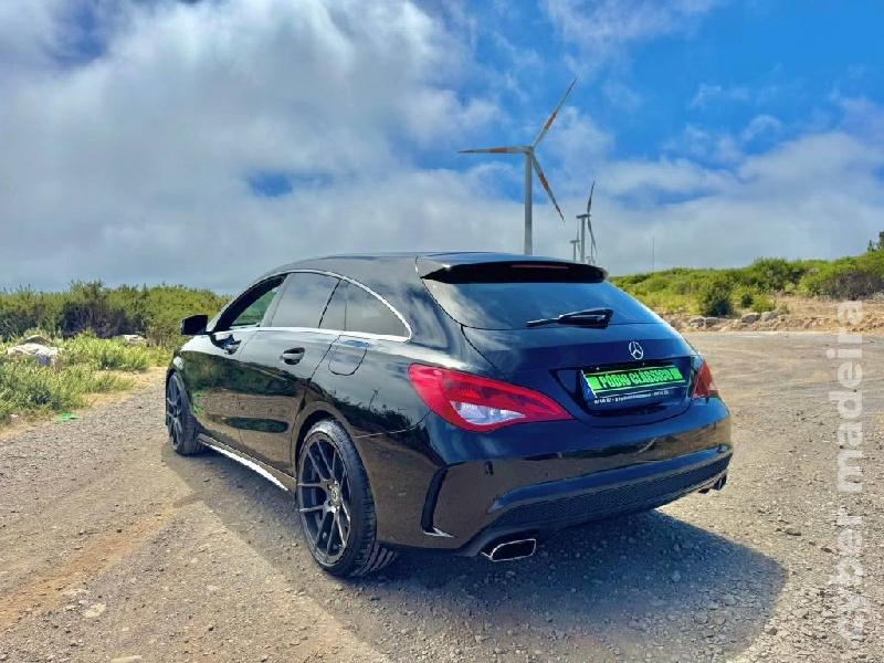 MERCEDES CLA 220D AMG Gasóleo