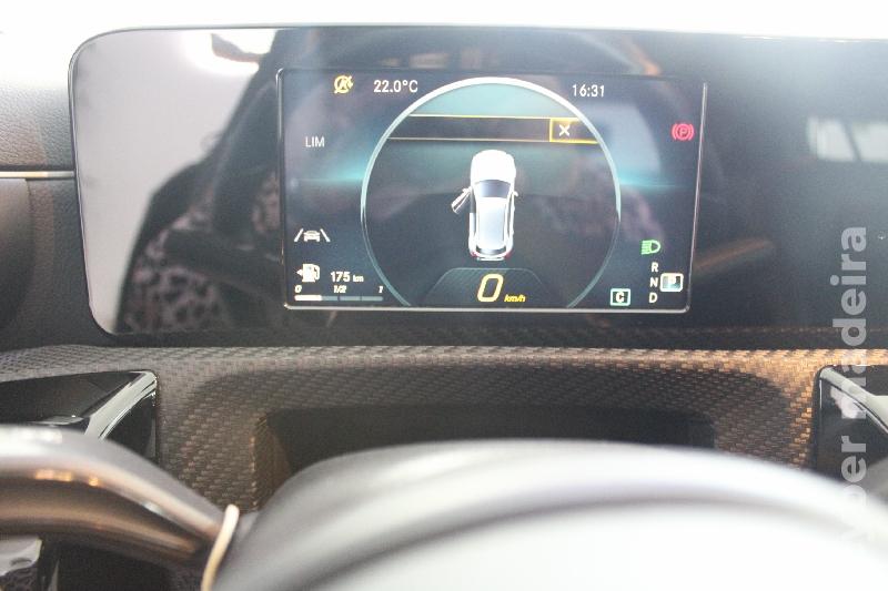 MERCEDES A 180D Progressive Caixa Automática Gasóleo