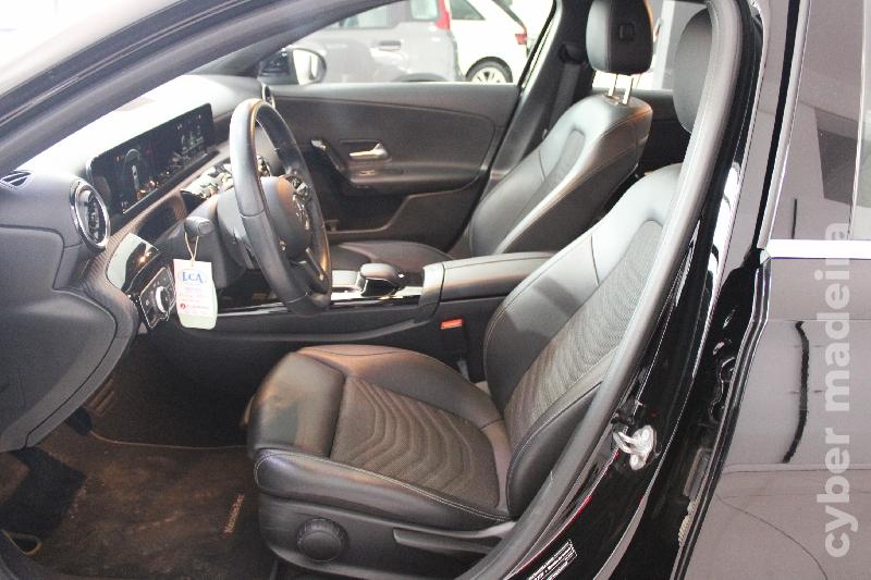 MERCEDES A 180D Progressive Caixa Automática Gasóleo