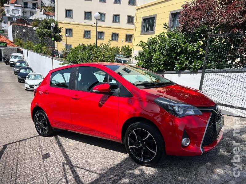 TOYOTA YARIS 1.4 D-4D 90 cv Gasóleo