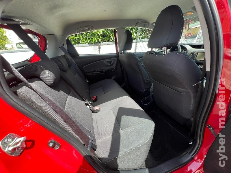 TOYOTA YARIS 1.4 D-4D 90 cv Gasóleo