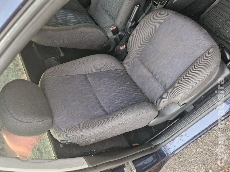 FORD FOCUS 1.8 TDCI 115cv Comercial (2 lugares) Gasóleo