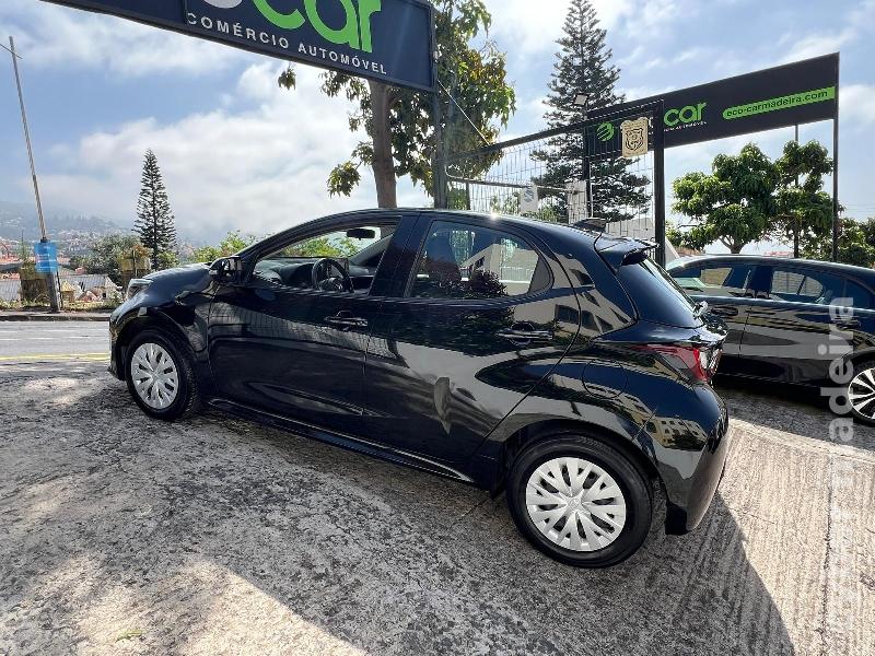 TOYOTA YARIS 1.5 HDF Comfort 115 cv Híbrido