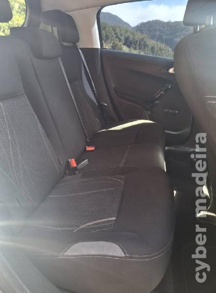 PEUGEOT 208 1.6 ehdi Gasóleo