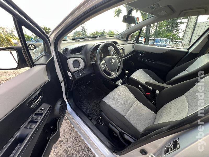 TOYOTA YARIS 1.4 D-4D 90 cv Gasóleo