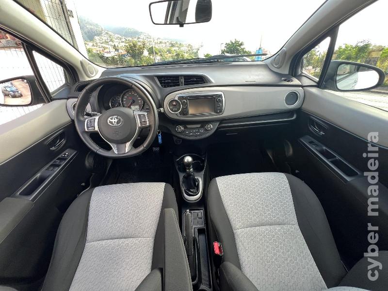 TOYOTA YARIS 1.4 D-4D 90 cv Gasóleo