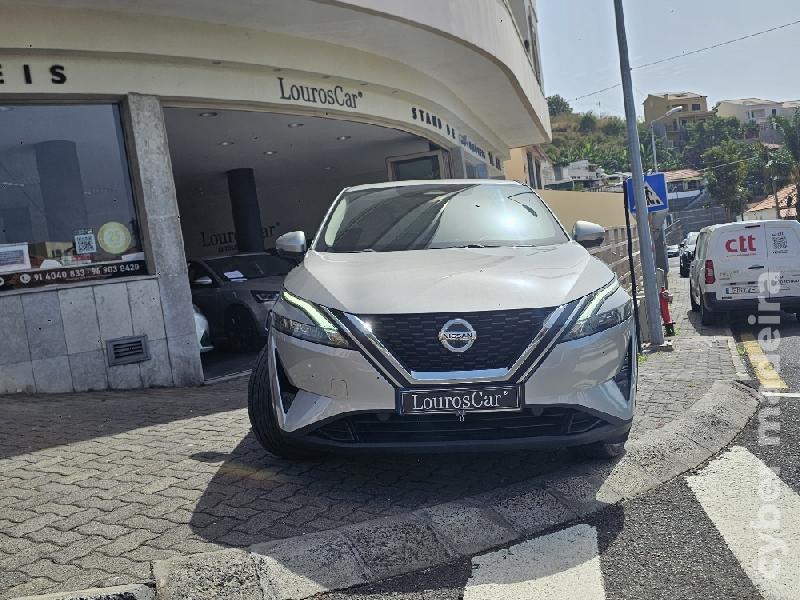 NISSAN QASHQAI J12 1.3 DIG-T N-Connecta 360+LED 140cv (2022) Gasolina