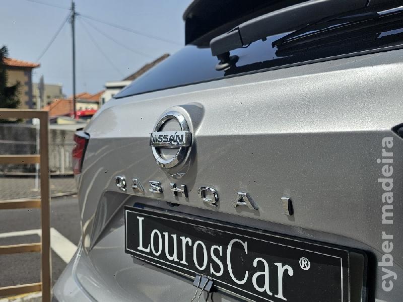 NISSAN QASHQAI J12 1.3 DIG-T N-Connecta 360+LED 140cv (2022) Gasolina