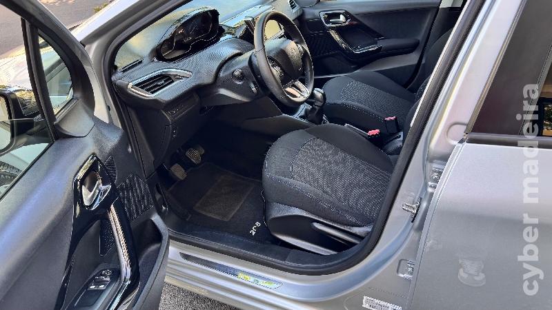 PEUGEOT 208 1.2 STYLE Gasolina