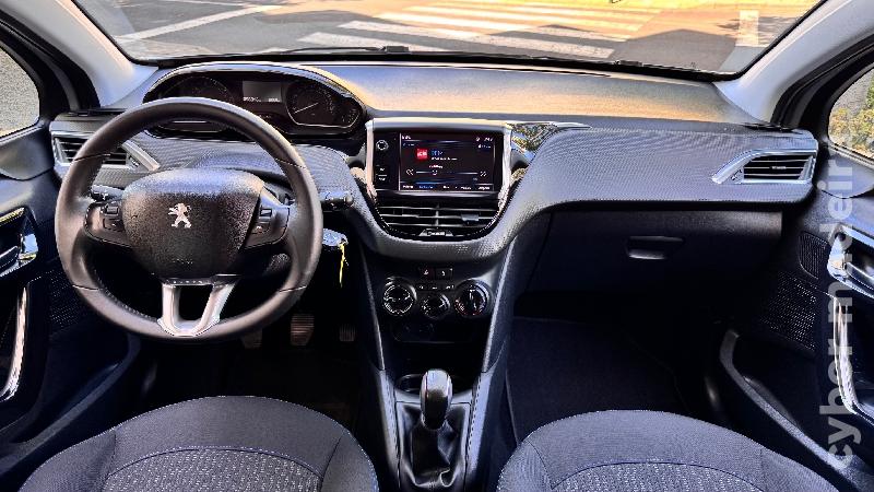 PEUGEOT 208 1.2 STYLE Gasolina