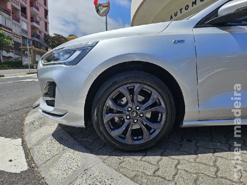 FORD FOCUS EcoBoost MHEV ST-LINE 125cv Cx.6Velc (11/2022) Gasolina